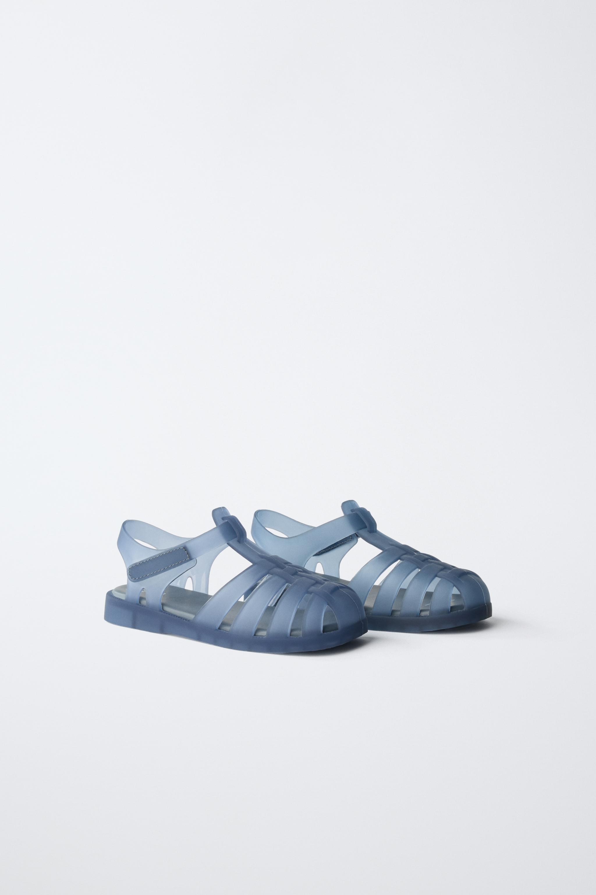 RUBBERIZED STRAPPY FISHERMAN SANDALS
